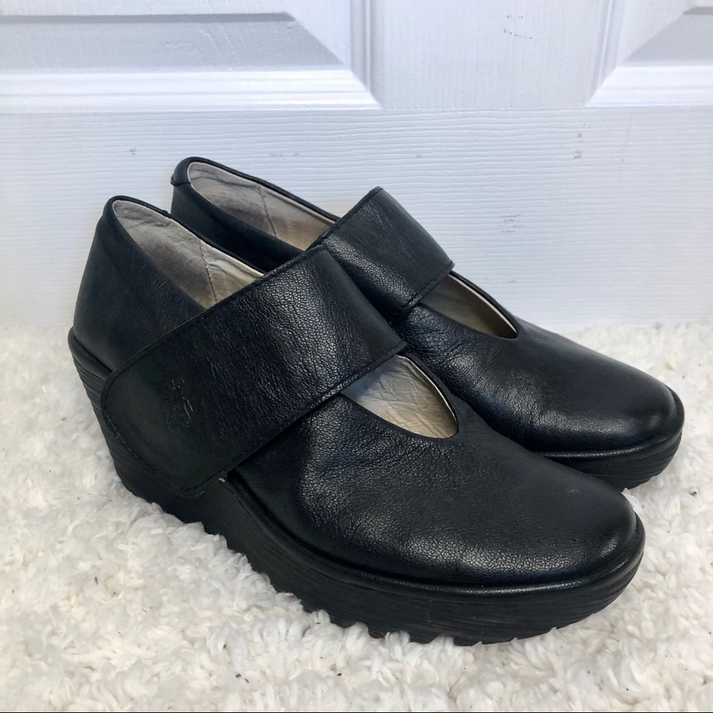 𝅺FLY London Black Leather Mary Jane Wedges 8.5